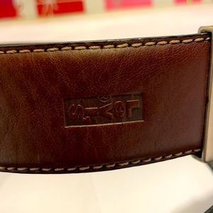Like New Levi’s Men’s Leather Belt: 40/100 cm